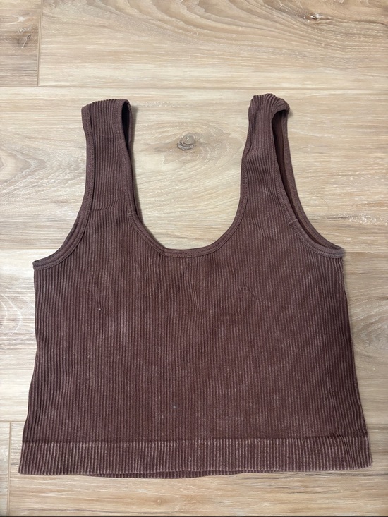 Chocolate Ribbed Crop Tank Top - Sleeveless Scoop Neck - Picture 3 of 3